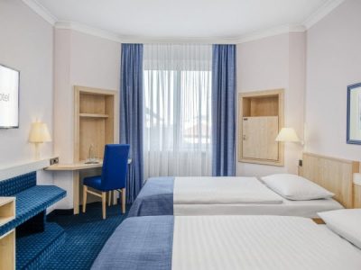 IC_Hotel_Zimmer_2-min